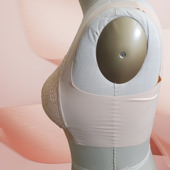 Wireless Lace Bra Plus Size 44 - Peach Lace - Picture 6 of 8